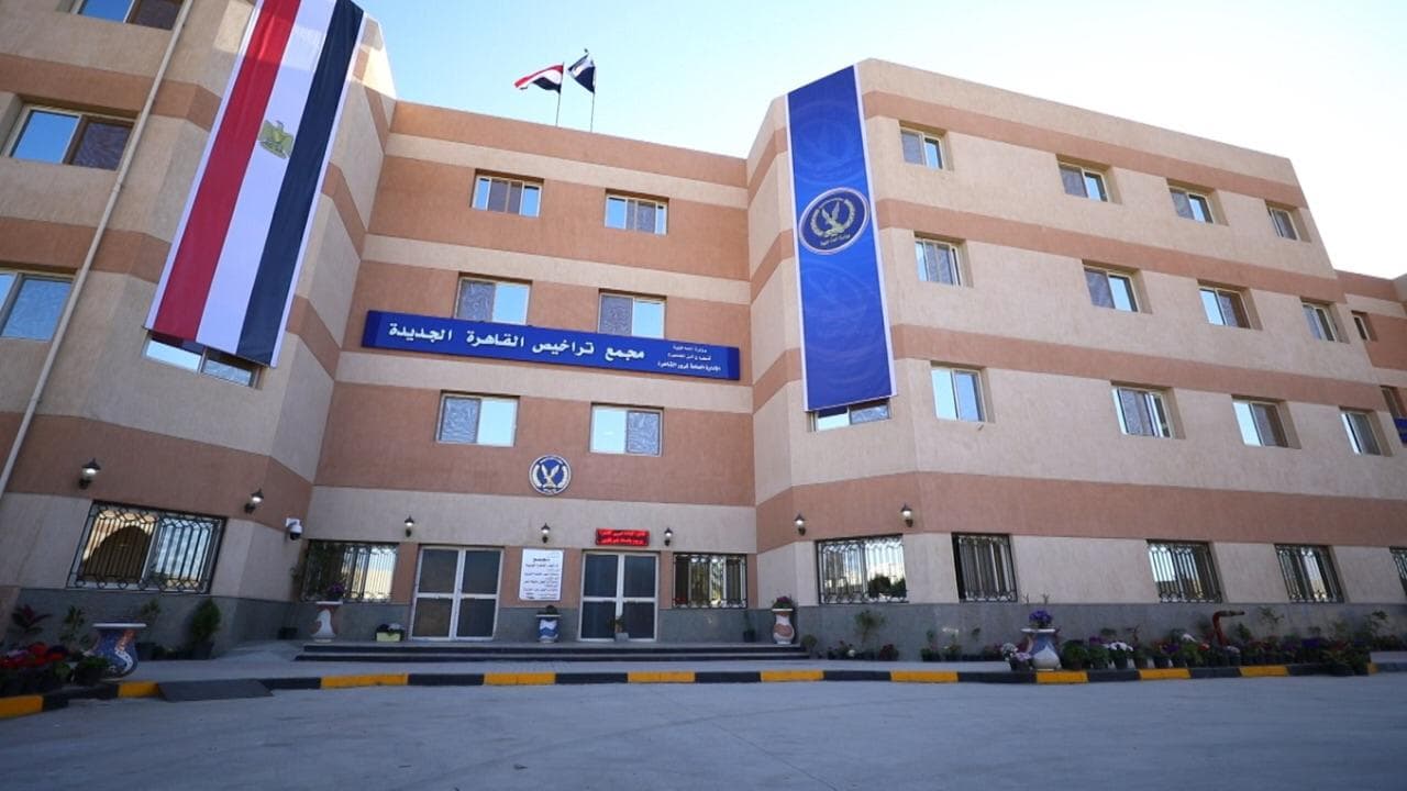 غدا عودة إجراءات تجديد الرخصة  بشرط ارتداء الكمامة أثناء التردد على الوحدات وأقسام الإدارات الشرطية الخدمية