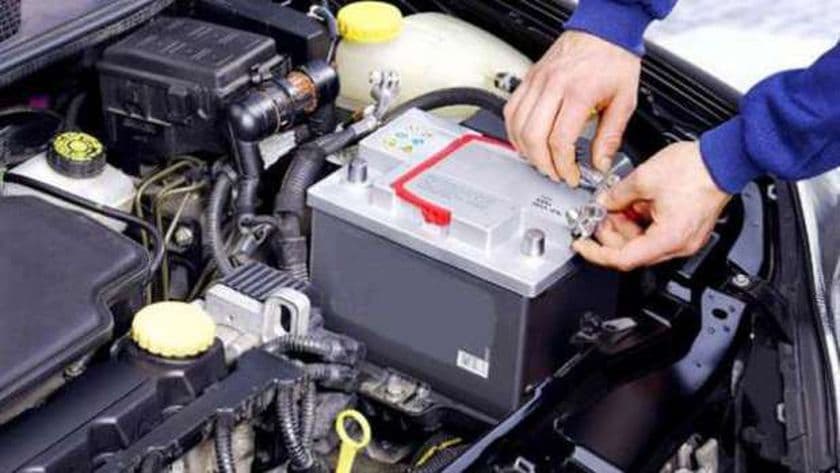 نصائح للمحافظة على بطارية السيارة خلال تقلبات الجو المختلفة