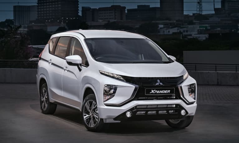 مواصفات ميتسوبيشي إكسباندر موديل 2022  ومميزاتها وعيوبها